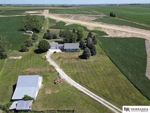 View/Area - 18606 Cornish Rd, Springfield, NE 68059 photo 3 of 8