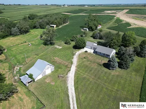 View/Area - 18606 Cornish Rd, Springfield, NE 68059 photo 2 of 8