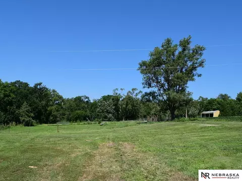 Exterior - 18606 Cornish Rd, Springfield, NE 68059 photo 3 of 13