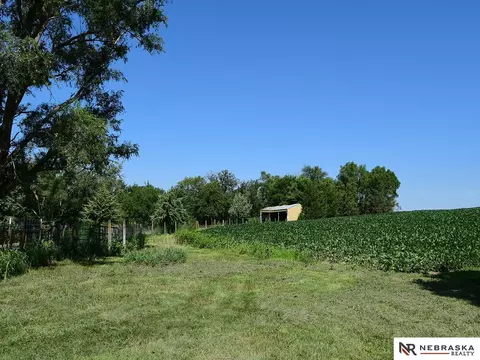 Exterior - 18606 Cornish Rd, Springfield, NE 68059 photo 5 of 13