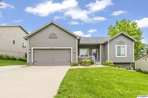14610 Kansas Ave, Omaha, NE 68116