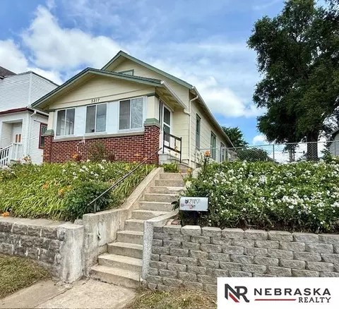 5217 S 21st St, Omaha, NE 68107