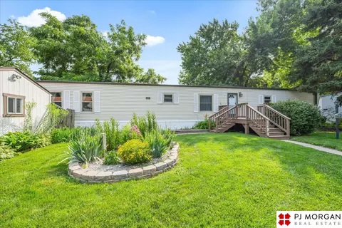 7646 N 101st Plz #43, Omaha, NE 68122