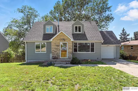 814 N 4th St, Bellevue, NE 68005