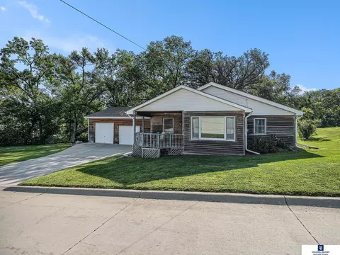 542 Cedar St, Ashland, NE 68003
