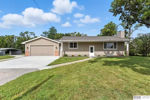 Exterior - 1244 S 258th St, Waterloo, NE 68069 photo 12 of 22