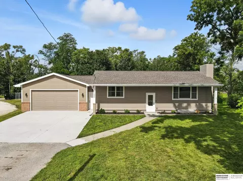 Exterior - 1244 S 258th St, Waterloo, NE 68069 photo 9 of 22