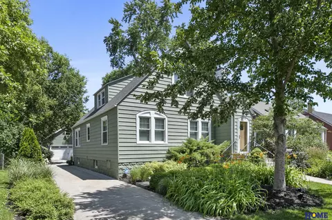 3344 Dudley St, Lincoln, NE 68503