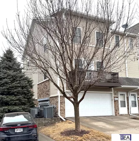 18170 Southdale Plz, Omaha, NE 68135