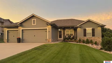 615 S 16 St, Fort Calhoun, NE 68023