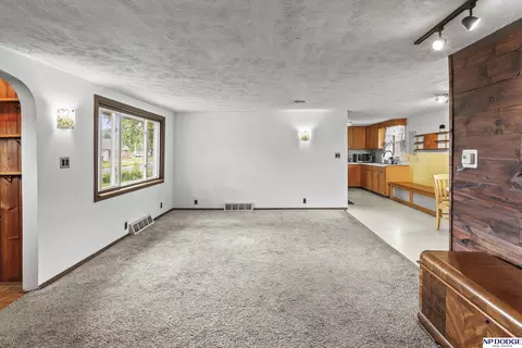 502 Jefferson St, Waterloo, NE 68069 photo 5