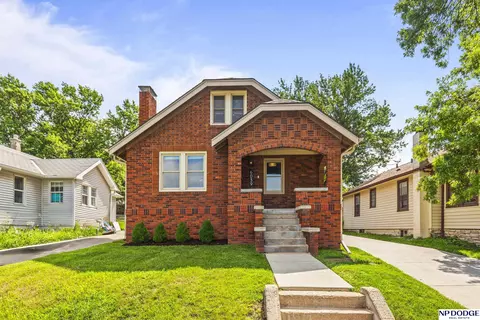 6039 S 39 St, Omaha, NE 68107