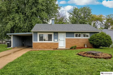3107 S 38th Ave, Omaha, NE 68105