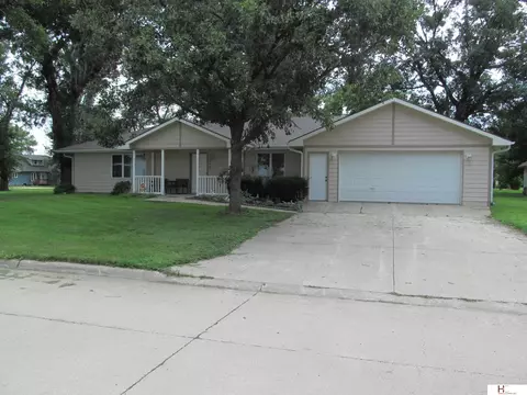209 E Otoe St, Exeter, NE 68351