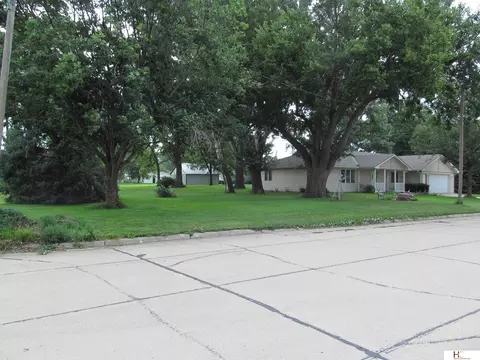 Exterior - 209 E Otoe St, Exeter, NE 68351 photo 5 of 5