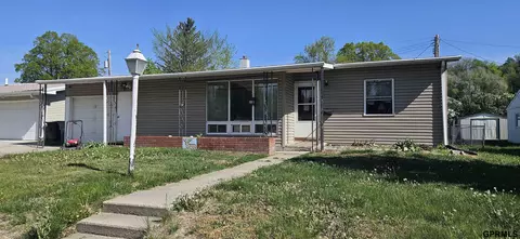2202 W Madison Ave, Norfolk, NE 68701