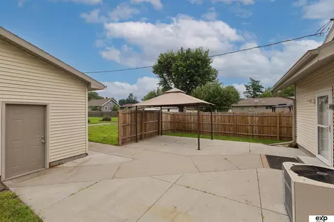 Exterior - 205 8th St, Scribner, NE 68057 photo 2 of 6