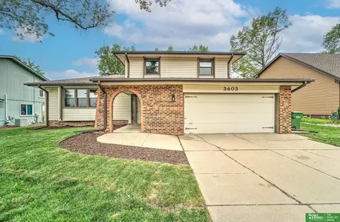3403 Leawood Dr, Bellevue, NE 68123