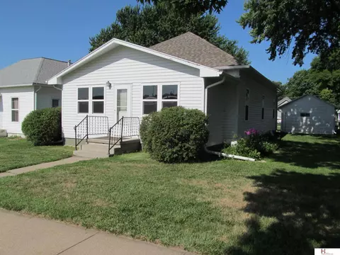 109 S Union Ave, Exeter, NE 68351