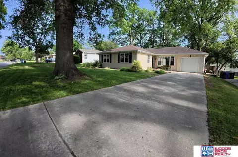 4201 Everett St, Lincoln, NE 68506