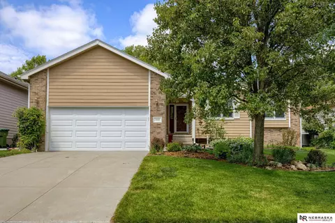 7557 Upton Grey Ln, Lincoln, NE 68516