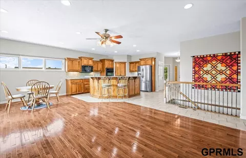 11719 S 203rd St, Gretna, NE 68028