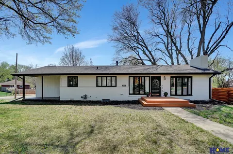 1991 Calvert St, Lincoln, NE 68502