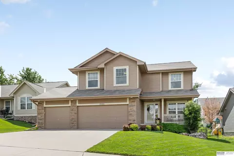 2526 N 165th Ave, Omaha, NE 68116