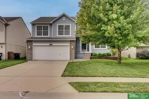 19355 V St, Omaha, NE 68135
