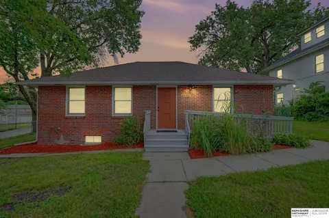 6400 Colby St, Lincoln, NE 68507