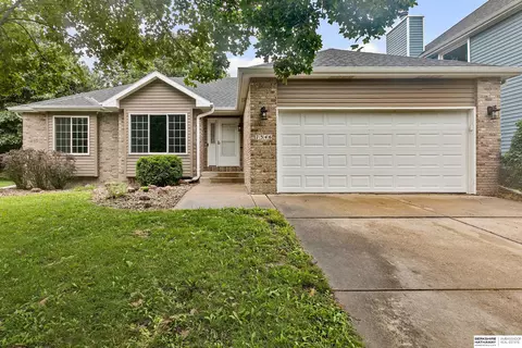 7346 S 29th St, Lincoln, NE 68516