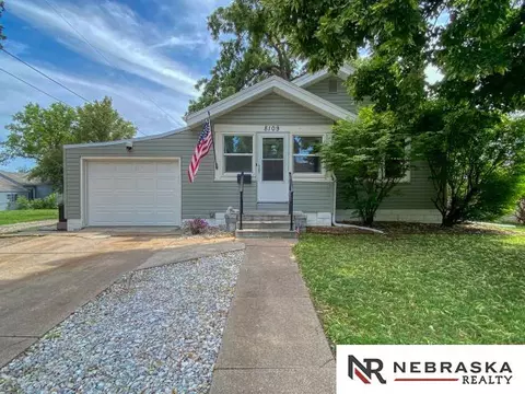 8109 Q St, Ralston, NE 68127