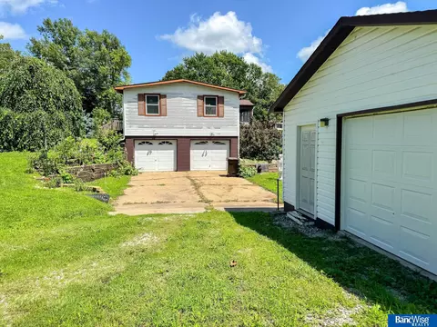 Exterior - 207 E 6th St, Firth, NE 68358 photo 4 of 5