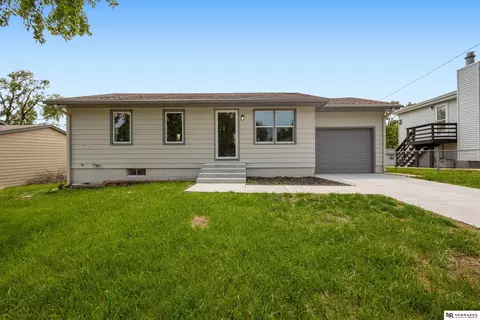 4941 N 93rd Ave, Omaha, NE 68134