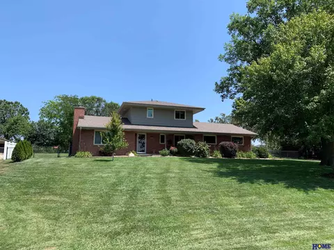 1200 Piper Way, Lincoln, NE 68527