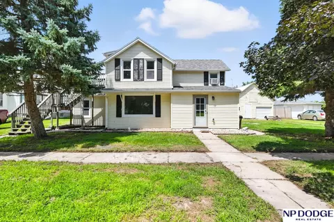 504 Elk St, Hooper, NE 68031
