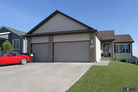 4340 W Ludwig Dr, Lincoln, NE 68528
