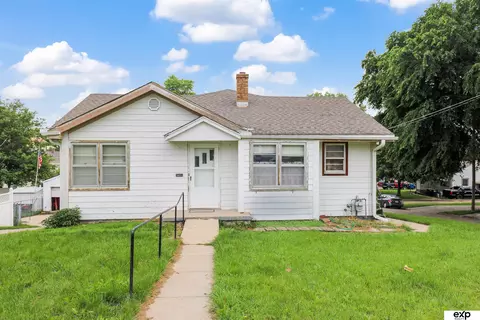 3502 Drexel St, Omaha, NE 68107