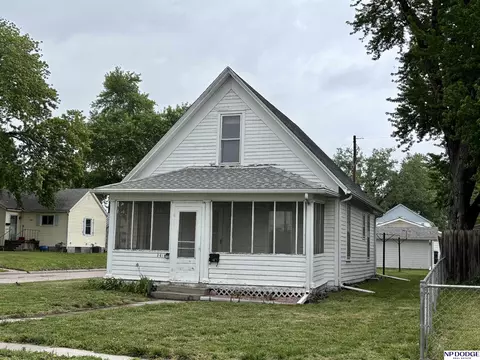 3618 13 St, Columbus, NE 68601