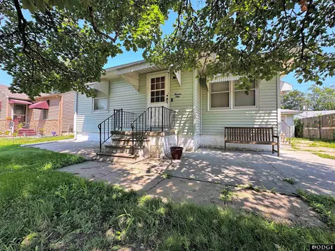 1350 N Madison Ave, Fremont, NE 68025