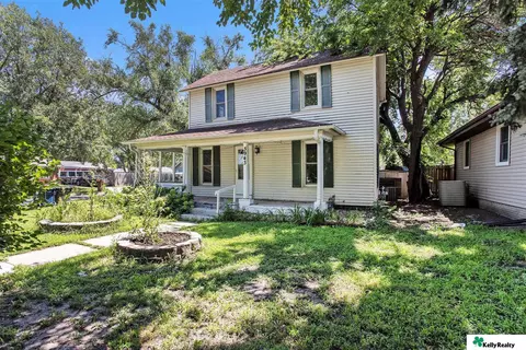 3943 Madison Ave, Lincoln, NE 68504