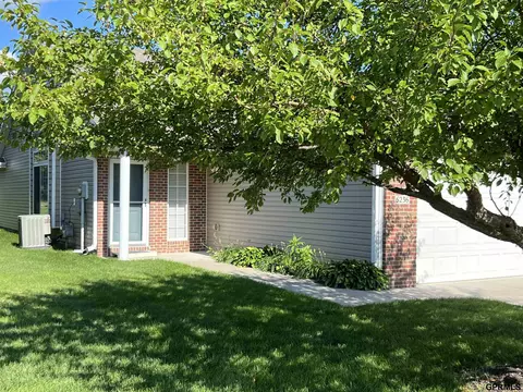 6236 Windhaven Dr, Lincoln, NE 68521
