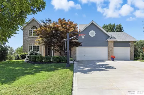 2229 S 181st Cir, Omaha, NE 68130