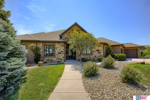 7321 S 96th Ct, Lincoln, NE 68526