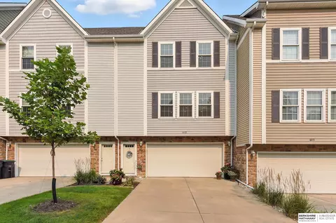 6033 N 167 Ct, Omaha, NE 68116