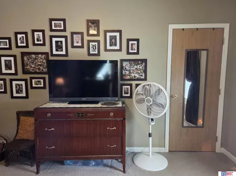 1908 Park St, Beatrice, NE 68310 photo 3