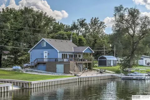 1808 Platte River Dr, Bellevue, NE 68123