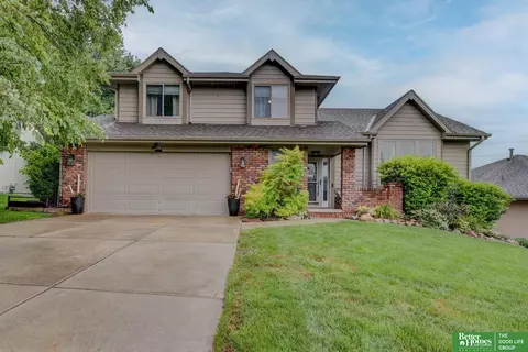 1216 S 167th St, Omaha, NE 68130