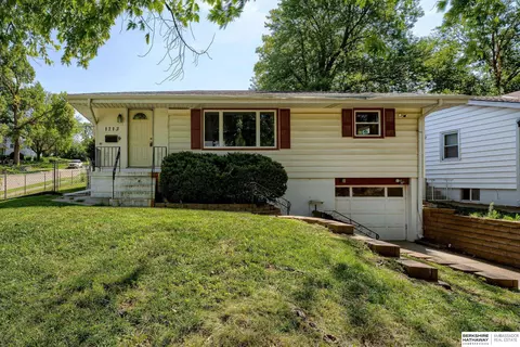 1713 N 84th St, Omaha, NE 68114