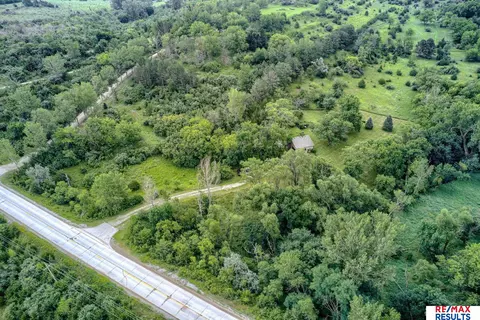 8327 County Road P32 Rd, Fort Calhoun, NE 68023